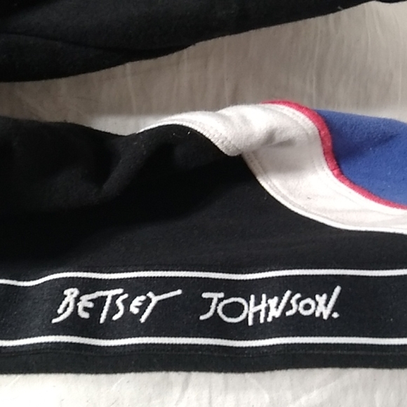 Betsey Johnson Performance Sweater Sz.XL Like New - Picture 6 of 7